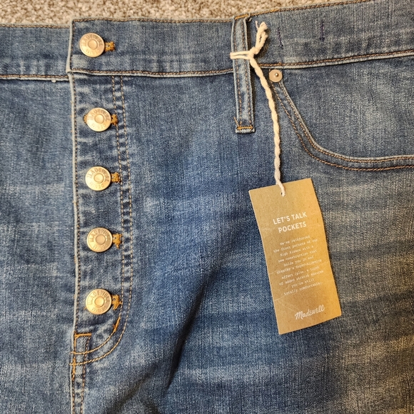 NWT Madewell High-Rise Denim Shorts in Derby Wash Size W 36 or 20W - Picture 5 of 16